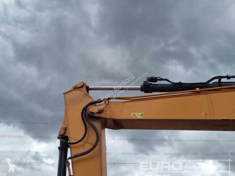 Escavatore Case D