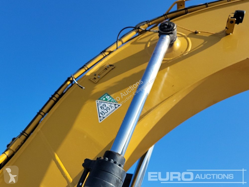 Excavator Caterpillar 320