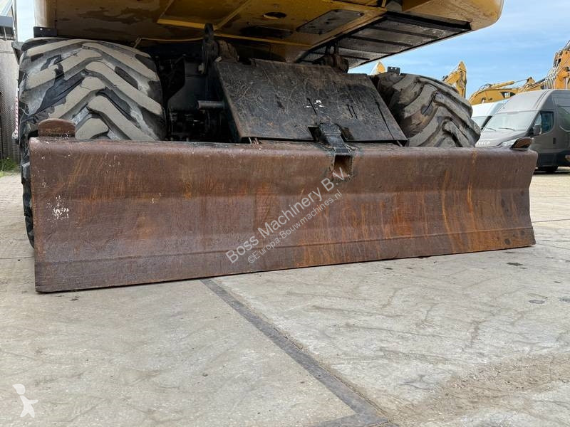 Excavator Caterpillar F