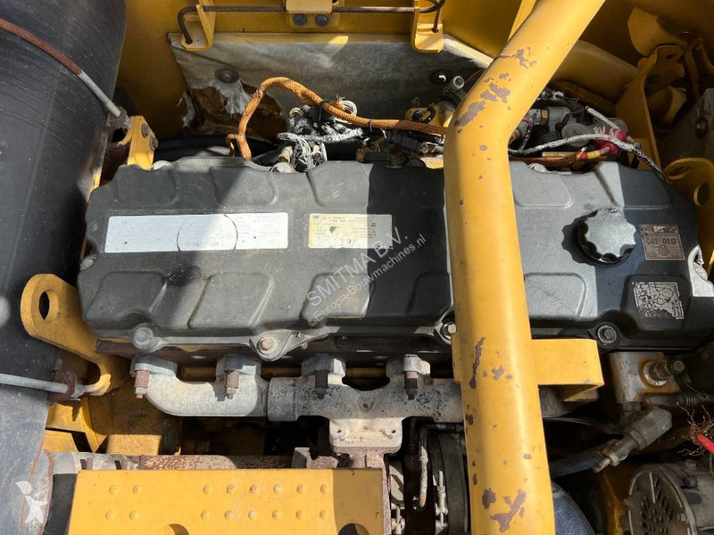 Excavator Caterpillar L