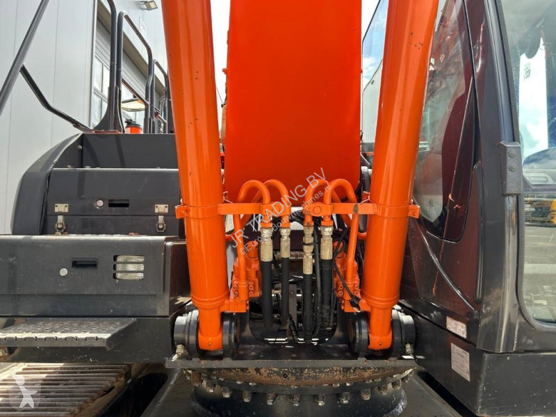 Escavadora Hitachi LC-6 (GPS Prepared)