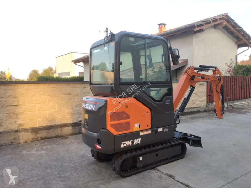 Koparka Develon DX19-7