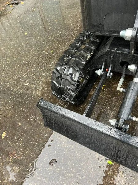 Pelle Vicsec C , Mini Excavator , Closed cabine