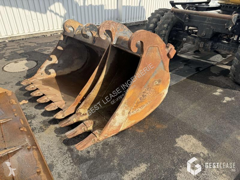 جرافة Caterpillar D