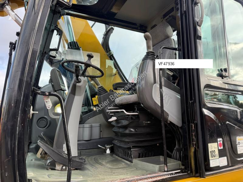 جرافة Caterpillar D