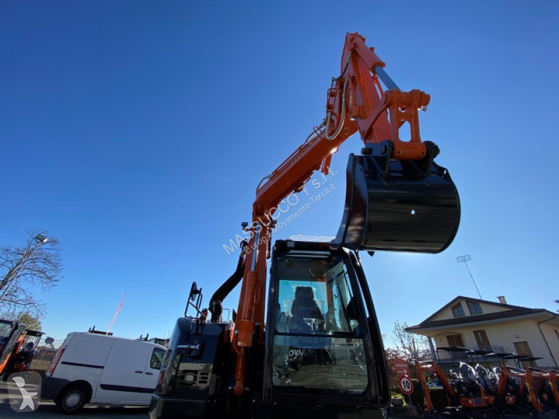 Rýpadlo Hitachi 6 OFF SET