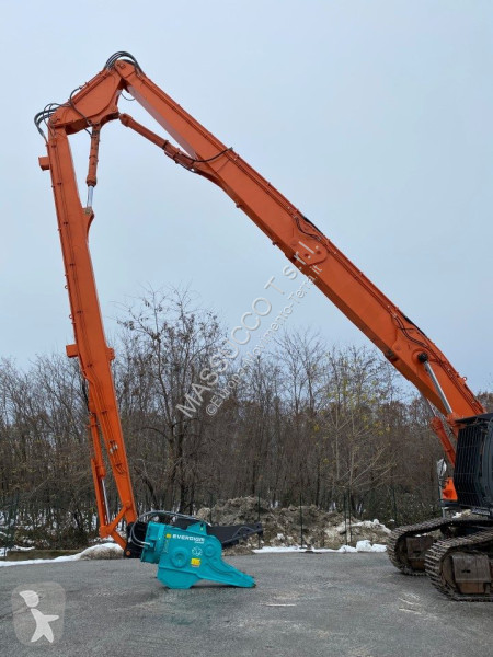 جرافة Hitachi