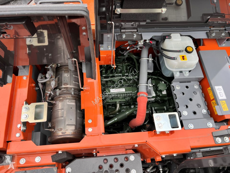 Rýpadlo Hitachi 7