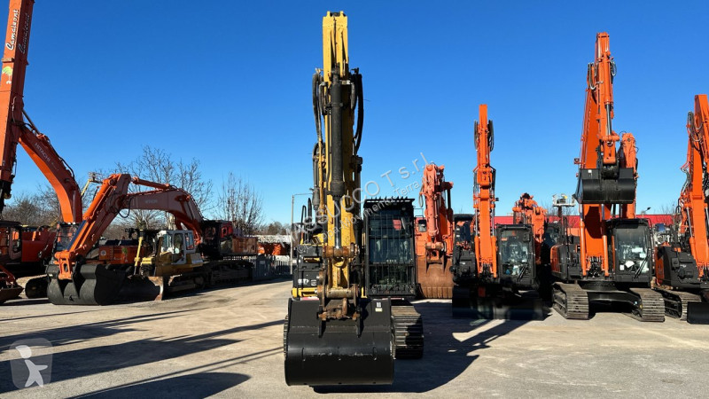 Rýpadlo Caterpillar 323E