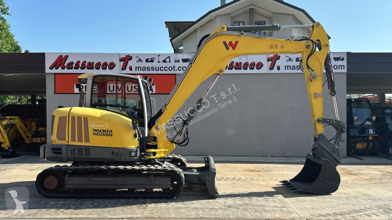 جرافة Wacker Neuson
