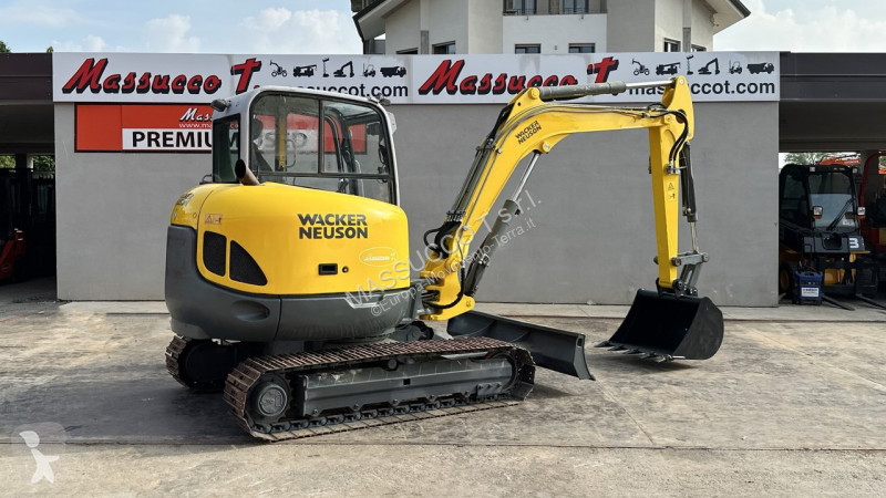 جرافة Wacker Neuson