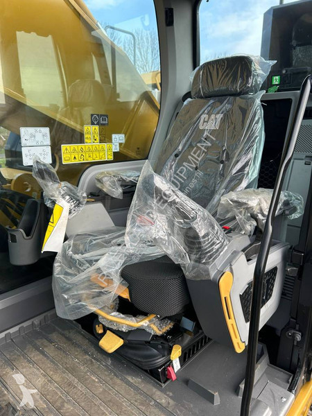 Skovl Caterpillar 374 2024 with all hydr lines...