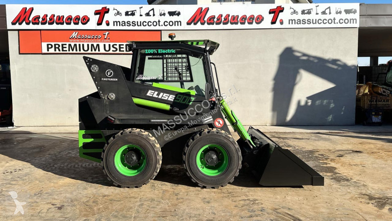 Escavatore  ELISE 900 4x4 ELETTRIC