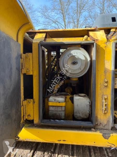 Экскаватор Komatsu