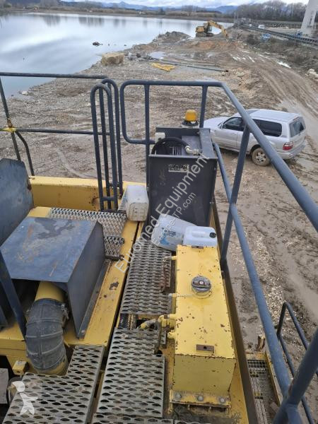 جرافة Komatsu 1400-1