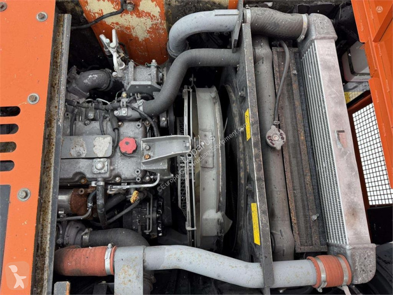 Экскаватор Hitachi 140 W