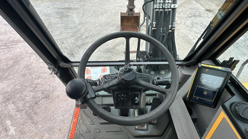 Rýpadlo Volvo EW60E 4X4