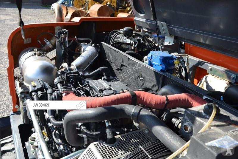 جرافة Schaeff Yanmar TW 110