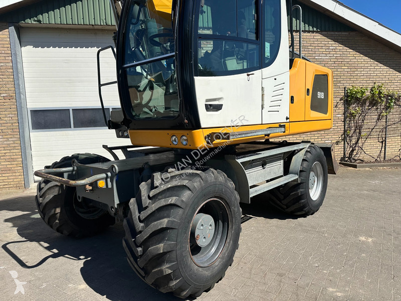 Rýpadlo Liebherr A918