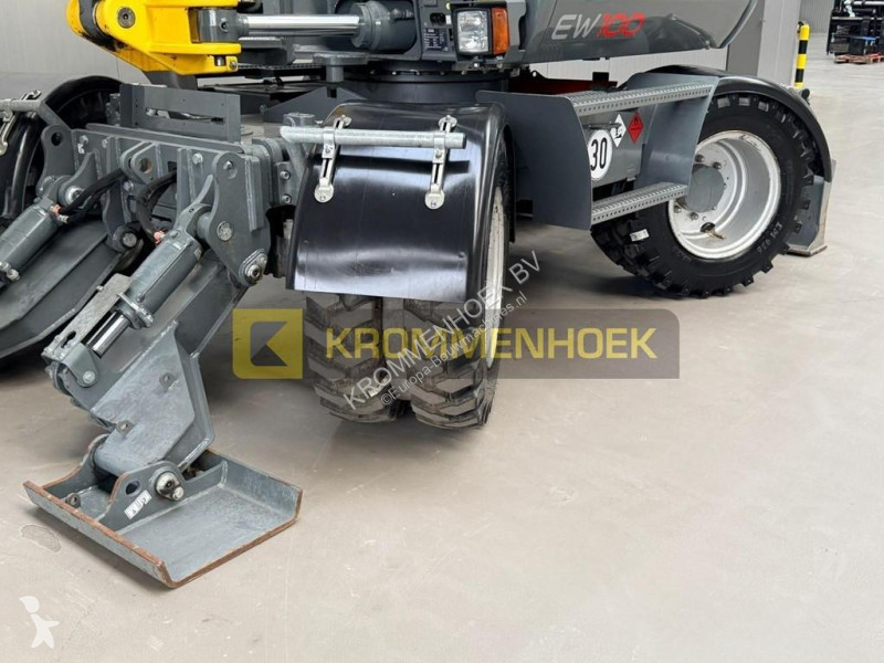 Rýpadlo Wacker Neuson EW 100 Powertilt