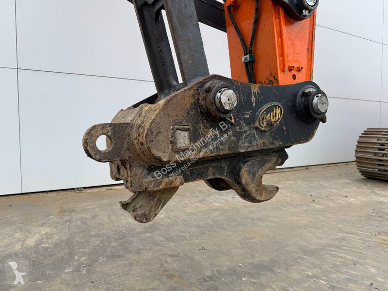 Skovl Doosan 5 - Hammer Lines / Rear + Side Camera