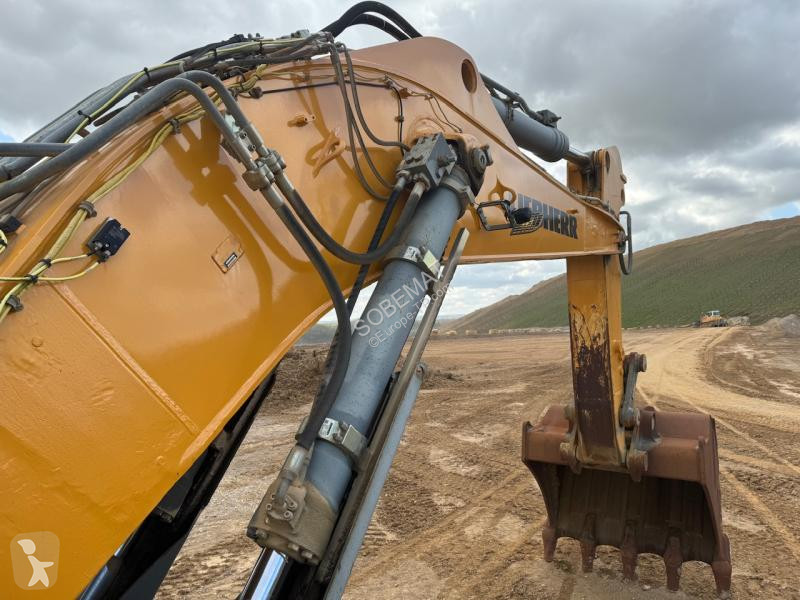 جرافة Liebherr R964C