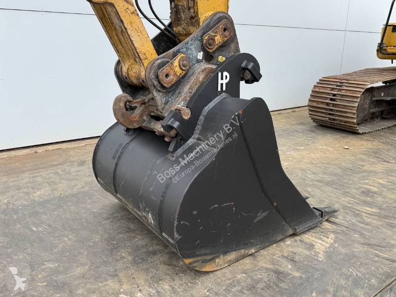 Rýpadlo Caterpillar FL - New Bucket / Hammer...