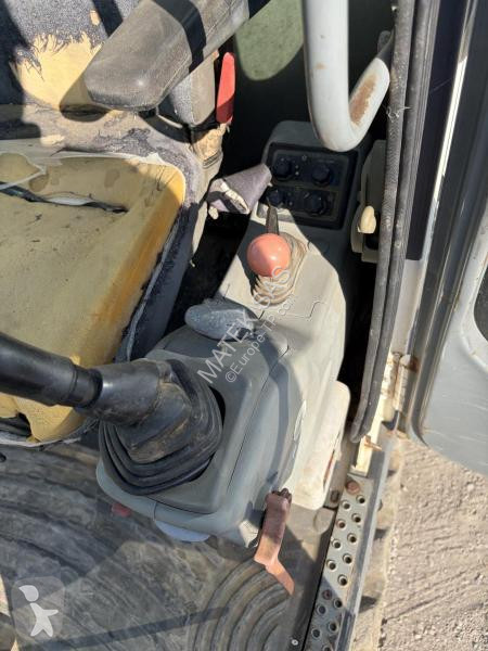 جرافة Volvo EC55