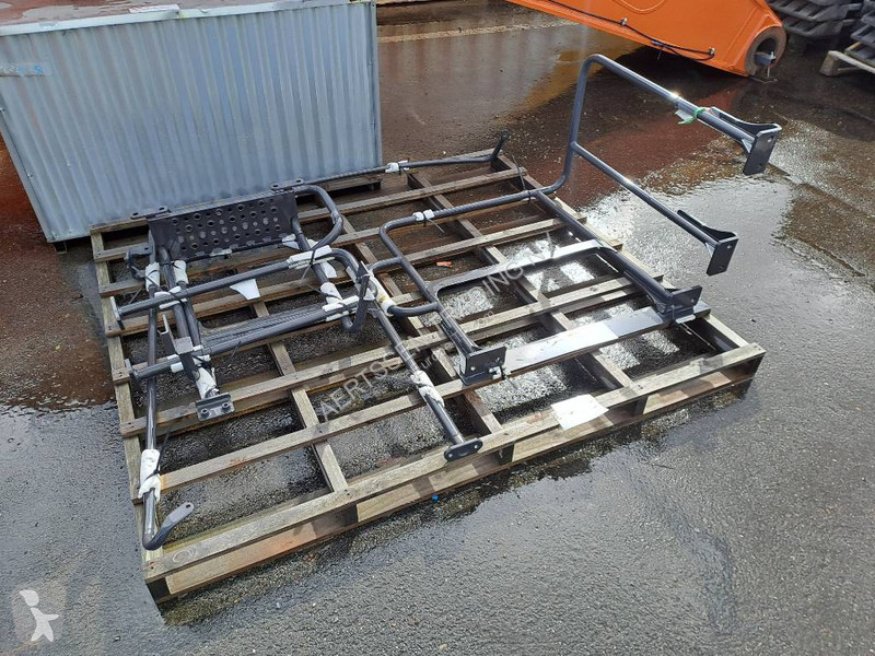 جرافة Hitachi ZX890LCR-7