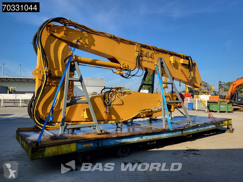 Rýpadlo Liebherr R944 UHD - Extendable...
