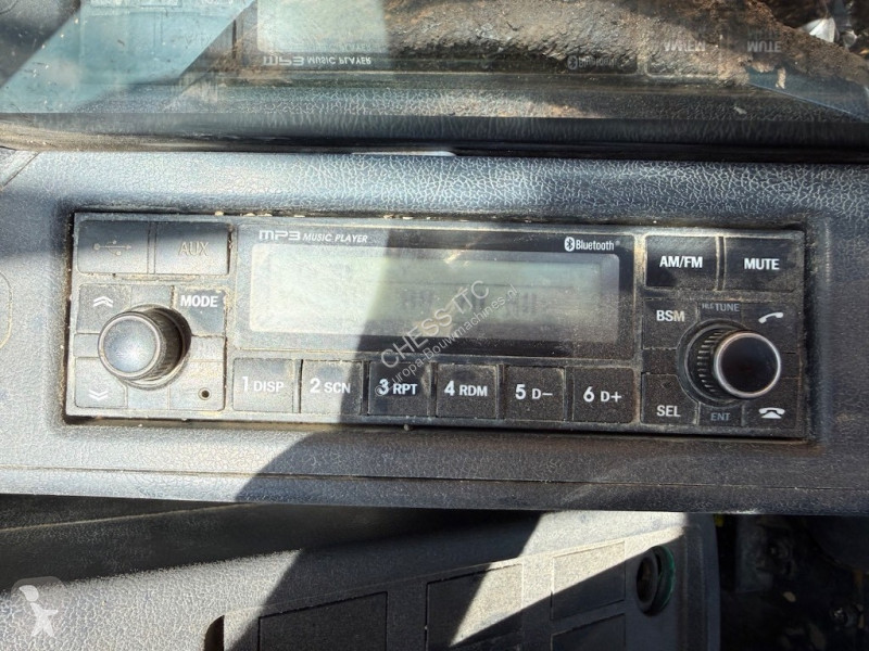 جرافة Hyundai HX 220 L - L - HX 220