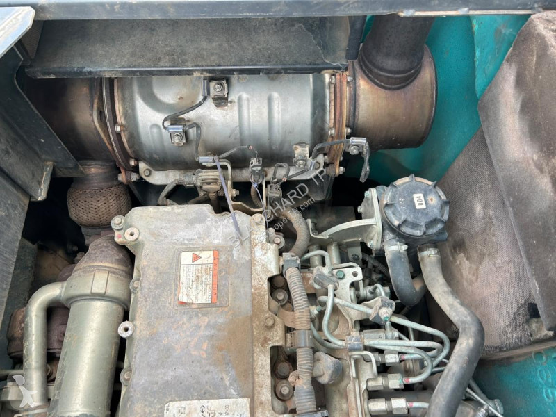 جرافة Kobelco SK230SRLC-3