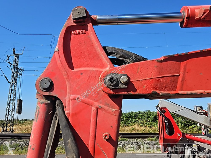 Экскаватор Volvo ECR25D