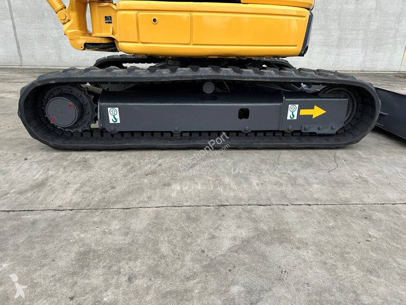 Rýpadlo Komatsu MR-2