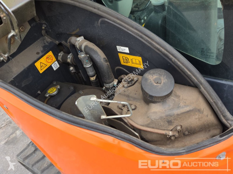 جرافة Hitachi ZX26U-5A CR