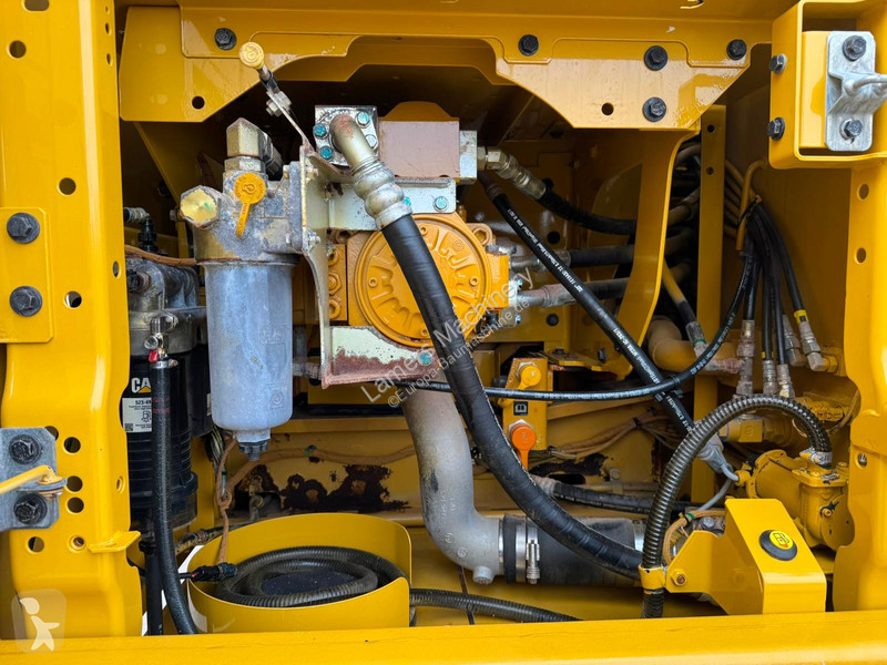 Lopatový nakládač Caterpillar NG 07B .