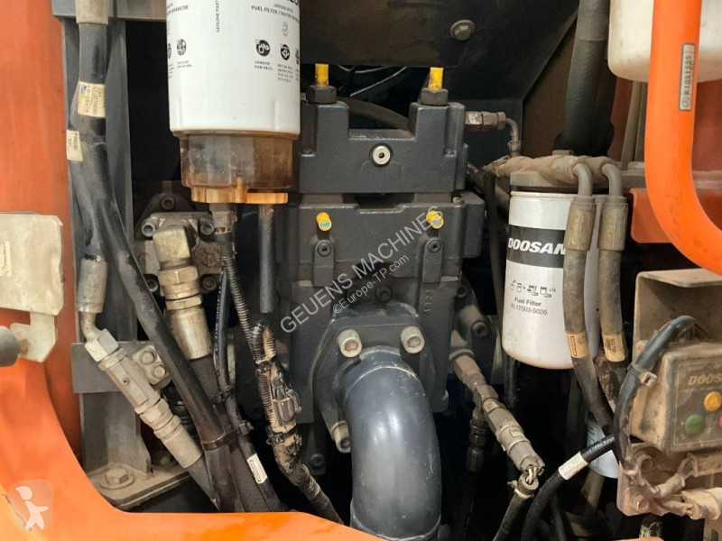 جرافة Doosan LCR5