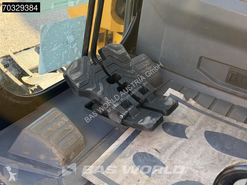 Экскаватор Caterpillar 308 CR A/C - 3 Buckets