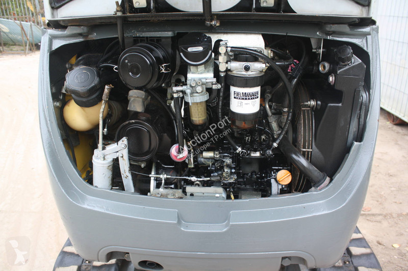 جرافة Neuson ET24 VDS
