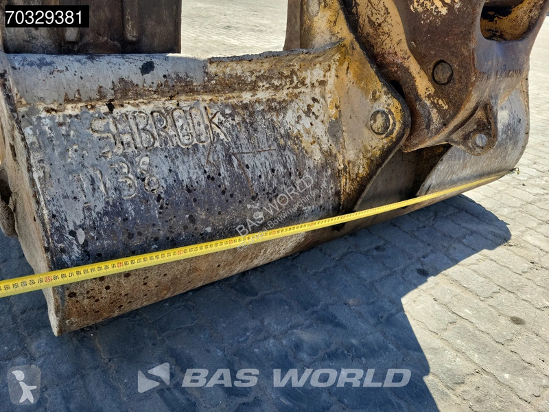 Lopatový nakládač Caterpillar CR