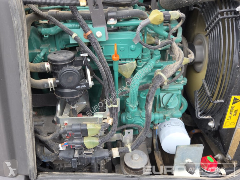 جرافة Volvo ECR50F