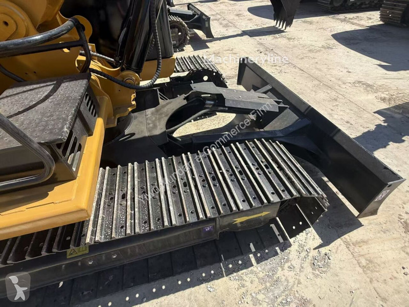 جرافة Caterpillar 307