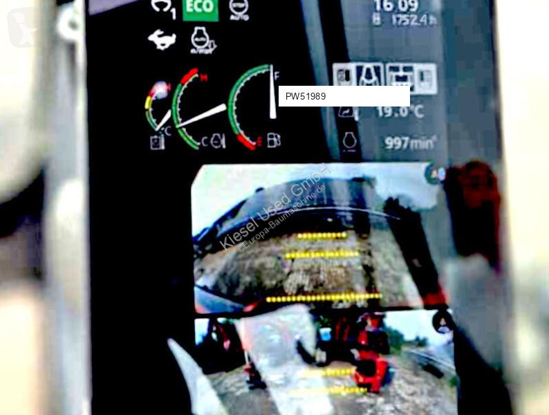 Екскаватор Hitachi 7