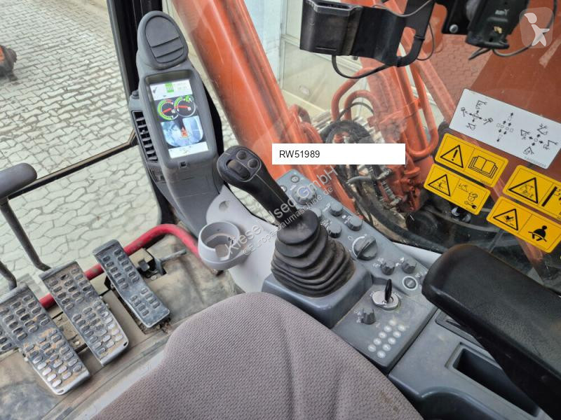 Excavadora Hitachi 6