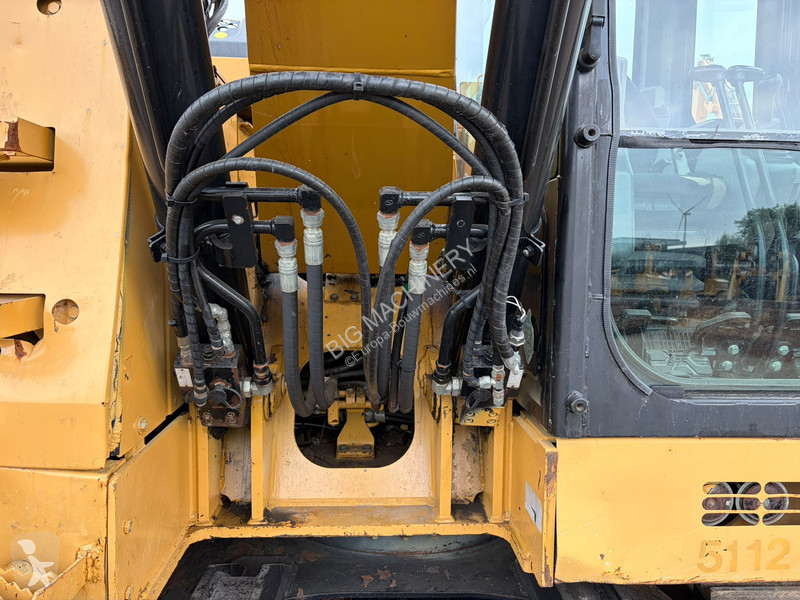 Pelle Caterpillar FLCR