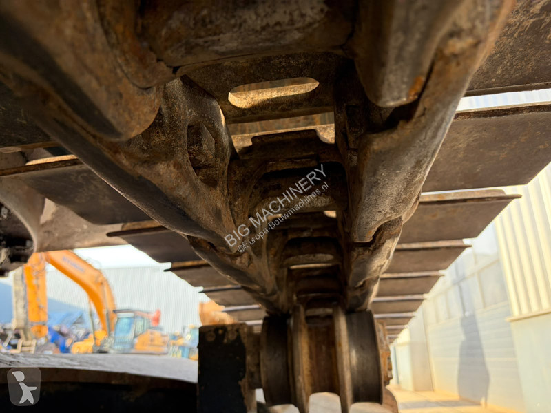 Excavadora Hyundai HX330NL