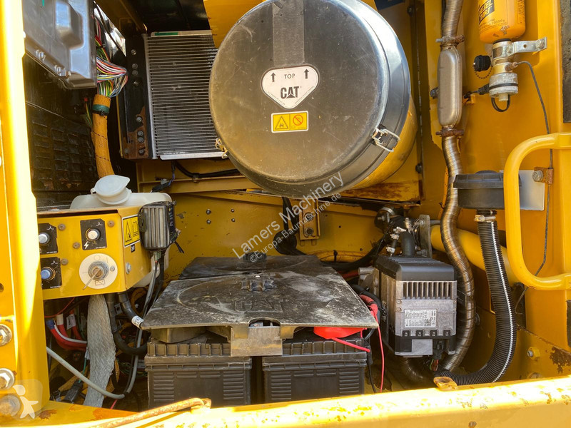 Excavadora Caterpillar