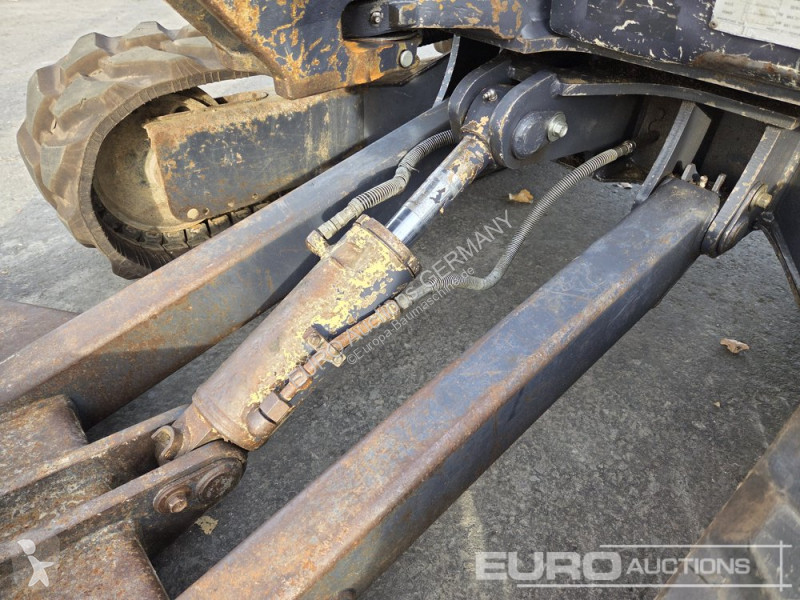 Багер Kubota U25-3EU