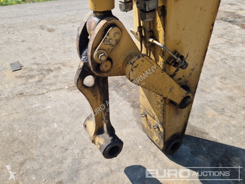 Excavadora Caterpillar C