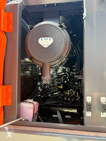 Pelle Doosan LC7M